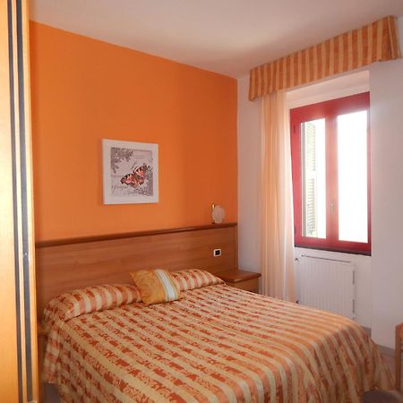Albergo La Veranda Tavarone Экстерьер фото