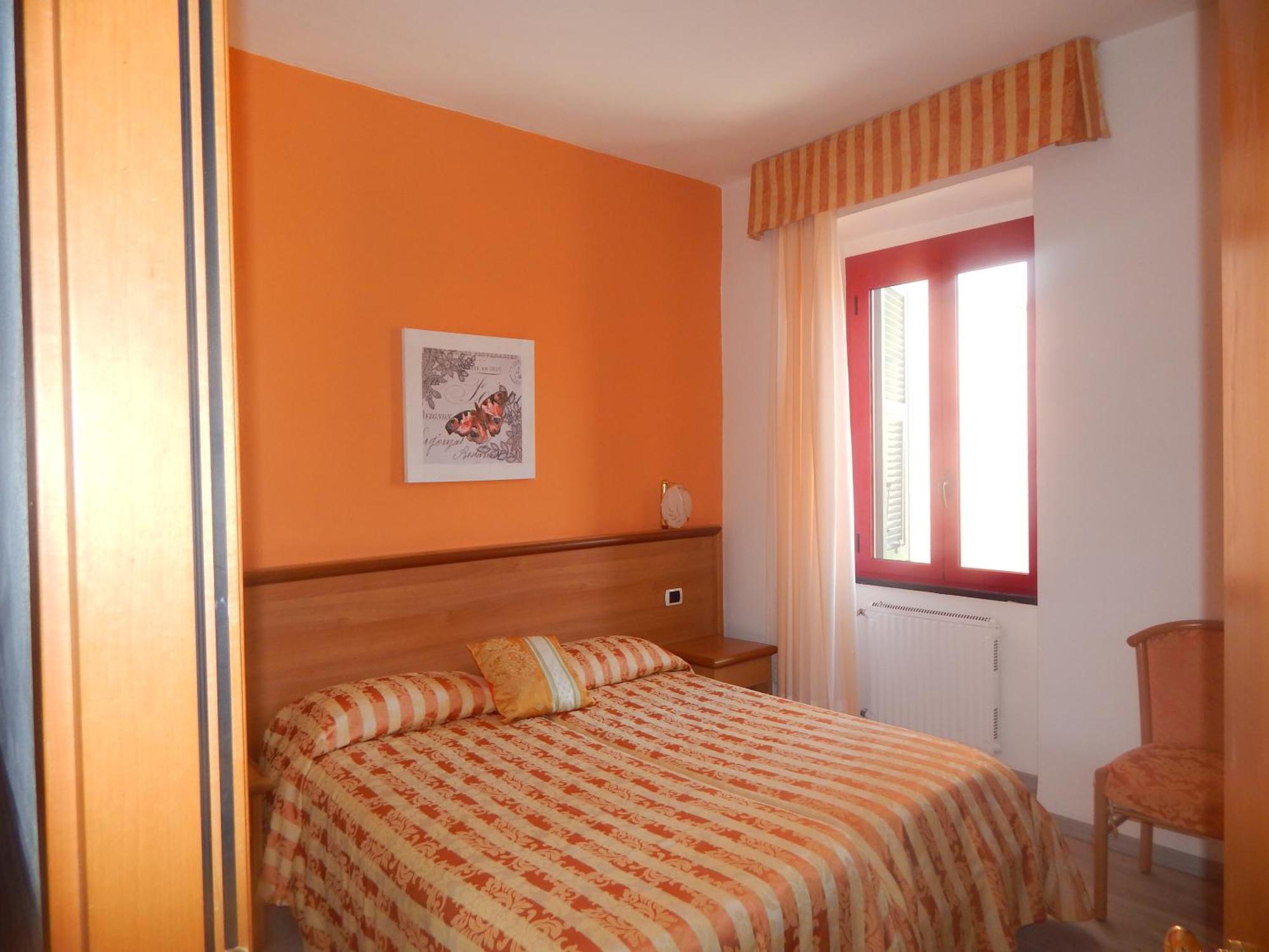 Albergo La Veranda Tavarone Экстерьер фото