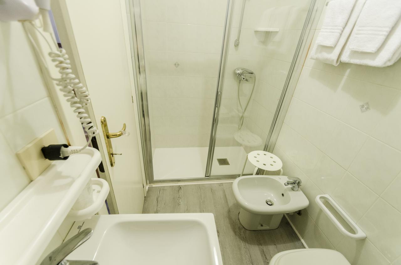 Albergo La Veranda Tavarone Экстерьер фото