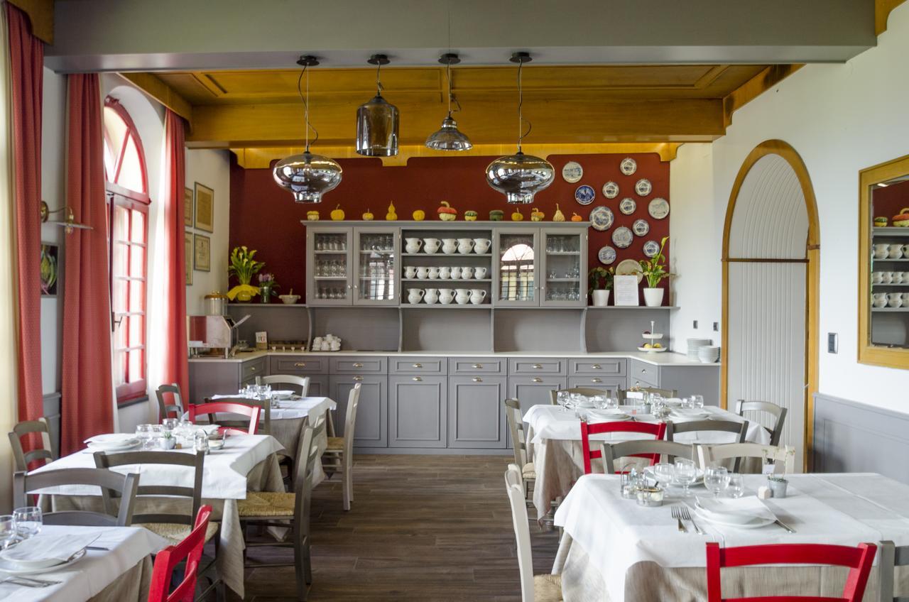 Albergo La Veranda Tavarone Экстерьер фото